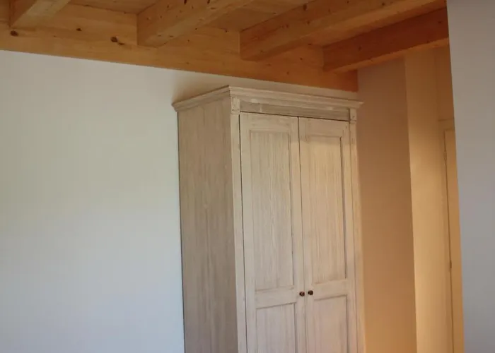 Elis' Πανσιόν Sernaglia della Battaglia